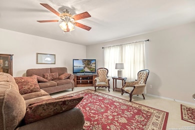 1132 Mira Loma Ln, San Marcos, TX 78666 - photo 6