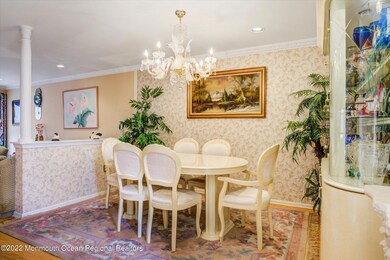 09-Formal Dining Room