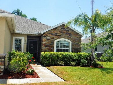 Screened in front entry
