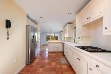 1 Eagle Point Ln, Meredith, NH 03253 - photo 2