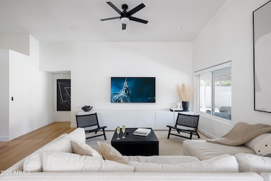 5502 E Grandview Rd, Scottsdale, AZ 85254 - photo 3