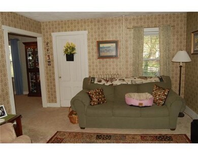 11 Massasoit Ave, Barrington, RI 02806 - photo 6