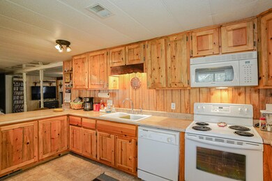 5157 Peace Ln, Central Point, OR 97502 - photo 7