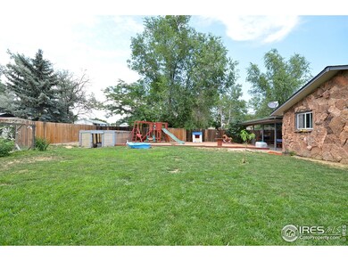 Dog run, grn hse,play area