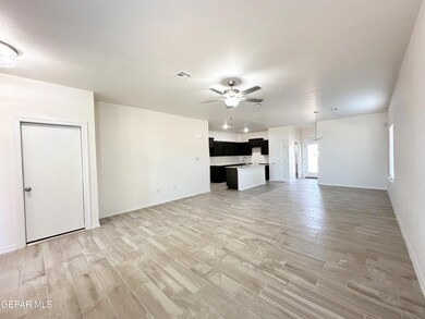 11961 Mountains Place, Socorro, TX 79927 - photo 4