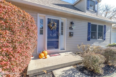 117 S 5th St, Waterville, OH 43566 - photo 4