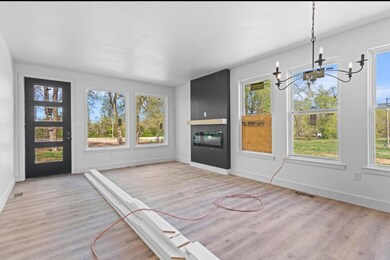 332 South Ave, Sparta, MO 65753 - photo 5