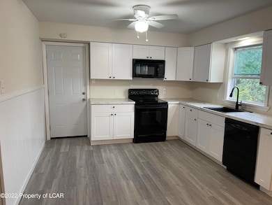 129 Spring St, Wilkes Barre, PA 18702 - photo 4