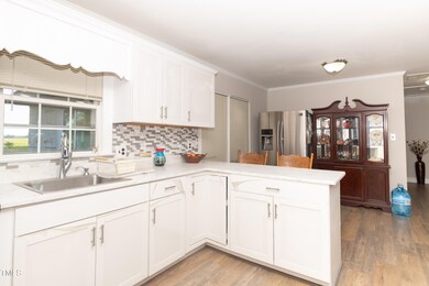 010_Kitchen