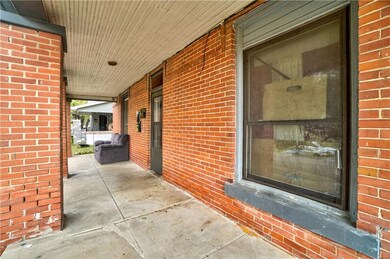 Front porch, looking north