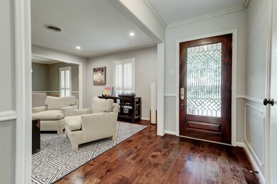 10039 Wickersham Ln, Houston, TX 77042 - photo 3