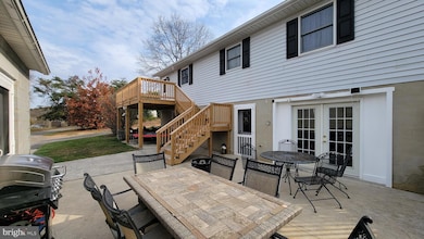 23 Wild Turkey Ln, Berkeley Springs, WV 25411 - photo 6