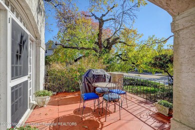 08-Front Porch
