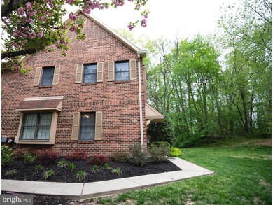 308 Albans Ct, Malvern, PA 19355 - photo 2