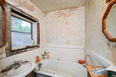 709 Regent St, Niles, MI 49120 - photo 3