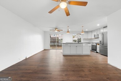 425 Worthington Hills Ct, Roswell, GA 30076 - photo 4