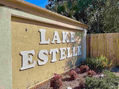 2416 Ursula Ln, Pensacola, FL 32526 - photo 4