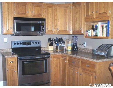 202 12th St SE, Menomonie, WI 54751 - photo 6