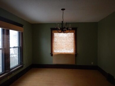 1534 6th Ave SE, Cedar Rapids, IA 52403 - photo 3