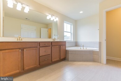 10312 Stewards Chance Ln, White Plains, MD 20695 - photo 5