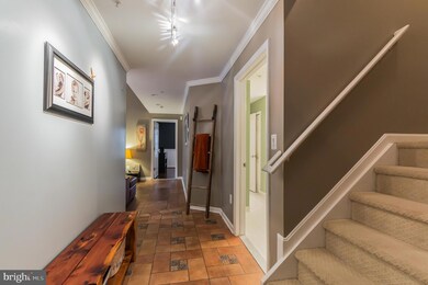 137 Timberbrook Ln unit 303, Gaithersburg, MD 20878 - photo 3