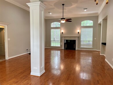 8 Lake Dr, Conroe, TX 77384 - photo 3