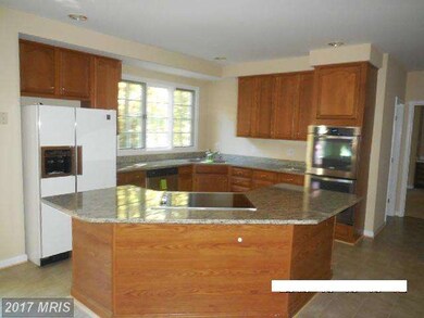 6402 Medallion Dr, Fredericksburg, VA 22407 - photo 4