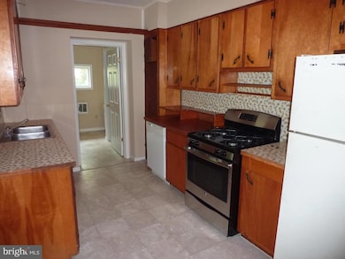 312 S 2nd St, Columbia, PA 17512 - photo 5