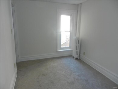 434 N Jordan St, Allentown, PA 18102 - photo 4