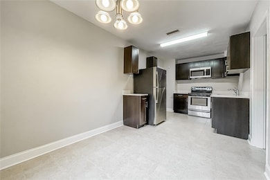 1410 26th Ave S, Saint Petersburg, FL 33705 - photo 6