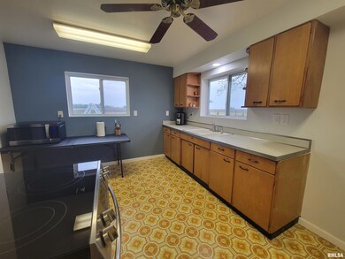 1521 Concord Rd, Jacksonville, IL 62650 - photo 7