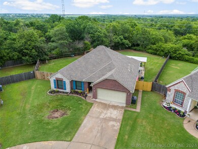 21697 E 39th St S, Broken Arrow, OK 74014 - photo 2