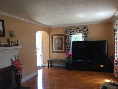 69 Falmouth Rd, West Newton, MA 02465 - photo 3