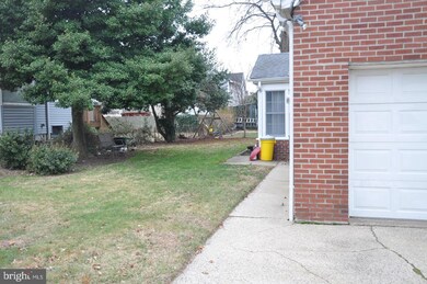 252 A W Merchant St, Audubon, NJ 08106 - photo 3