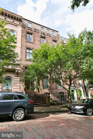 12 E Mount Vernon Place unit 8, Baltimore, MD 21202 - photo 2