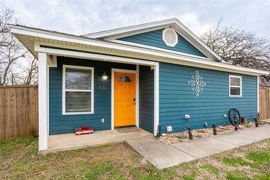 430 W Johnson St, Denison, TX 75020 - photo 2