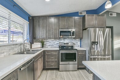 17007 Townes Rd, Friendswood, TX 77546 - photo 7