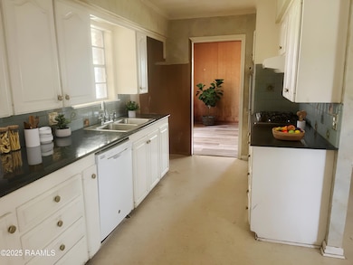 916 Inez Ave, New Iberia, LA 70560 - photo 6