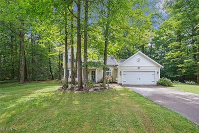 938 Long Shadow Ln, Roaming Shores, OH 44085 - photo 4