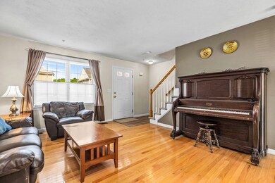 105 Boxberry Ln unit 105, Rockland, MA 02370 - photo 5