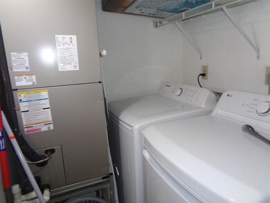 2735 W 61st Place unit 202, Hialeah, FL 33016 - photo 3