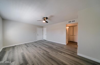 2230 E Brill St unit 3, Phoenix, AZ 85006 - photo 2