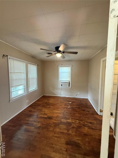 709 E Gladys St, Sikeston, MO 63801 - photo 4