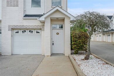 214 Adams Pointe Blvd unit 6, Mars, PA 16046 - photo 2