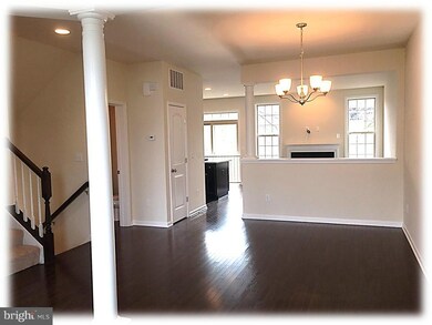 9031 Endicott Place, Lorton, VA 22079 - photo 5