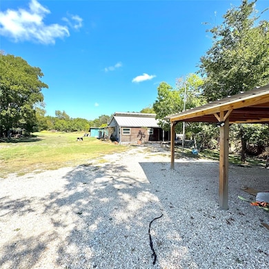 14510 Summit View Dr unit B, Leander, TX 78641 - photo 4