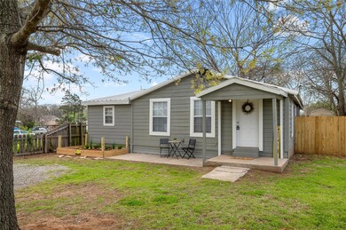 1034 Dubois St, Denison, TX 75020 - photo 2