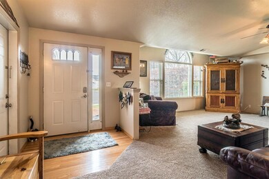 1120 Paisley Ct, Central Point, OR 97502 - photo 6