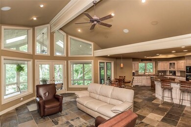 79 Kensington Dr, Bella Vista, AR 72715 - photo 2