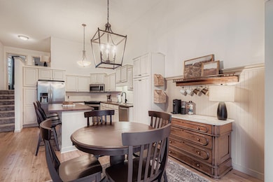 7519 Arbor Ln, Savage, MN 55378 - photo 7